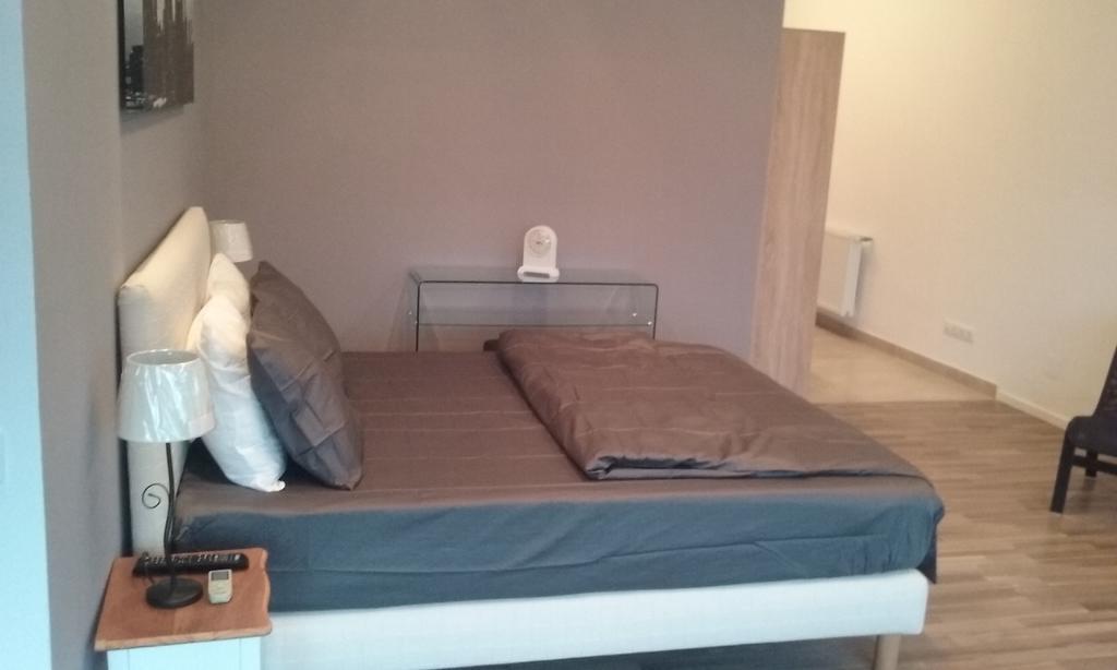 Heights Accommodation Unirii Free Parking Zone Βουκουρέστι Δωμάτιο φωτογραφία